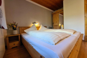 Doppelzimmer Nr. 24_1